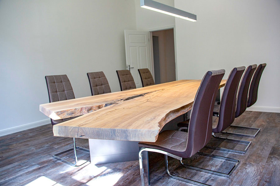 Esstische Tische aus Massivholz Altholz Aktuelles News Trends August 2022 Tischler Möbeltischler woodendesign Möbeltischlerei Möbelmanufaktur Hamburg