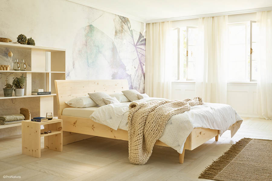 ProNatura Naturbett Linea pura Massivholzbett mit Holzhaupt | Natürlich & erholsam schlafen – Schlafzimmer vom Tischler | Aktuelles – Trends – News im November 2024 | Möbeltischlerei woodendesign | Tischlerei Möbeltischler Möbelmanufaktur Hamburg