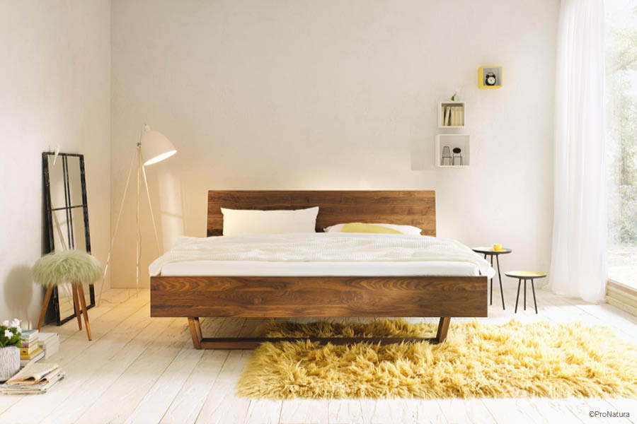 ProNatura Massivholzbett Linea Pura Fichte natur geölt mit Kufenausführung | Natürlich & erholsam schlafen – Schlafzimmer vom Tischler | Aktuelles – Trends – News im November 2024 | Möbeltischlerei woodendesign | Tischlerei Möbeltischler Möbelmanufaktur Hamburg