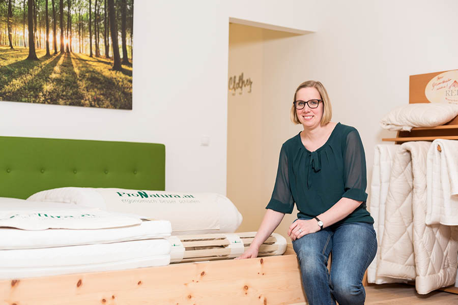 Schlafberatung Caren Hinsch | Aktuelles – Trends – News im Oktober 2025 | Möbeltischlerei woodendesign | Tischlerei Möbeltischler Möbelmanufaktur Hamburg